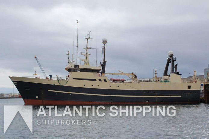 Wet fish trawler – WS 453